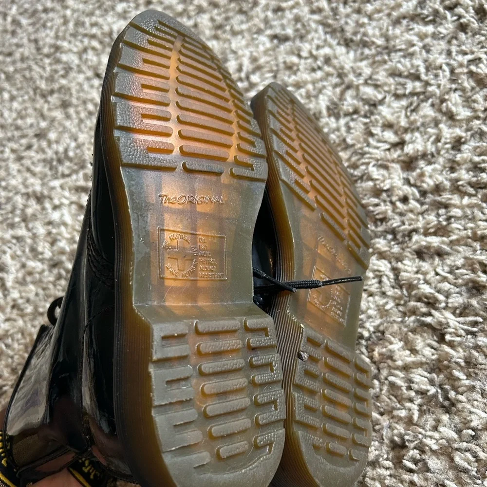 Dr. Martens rubber lace leather